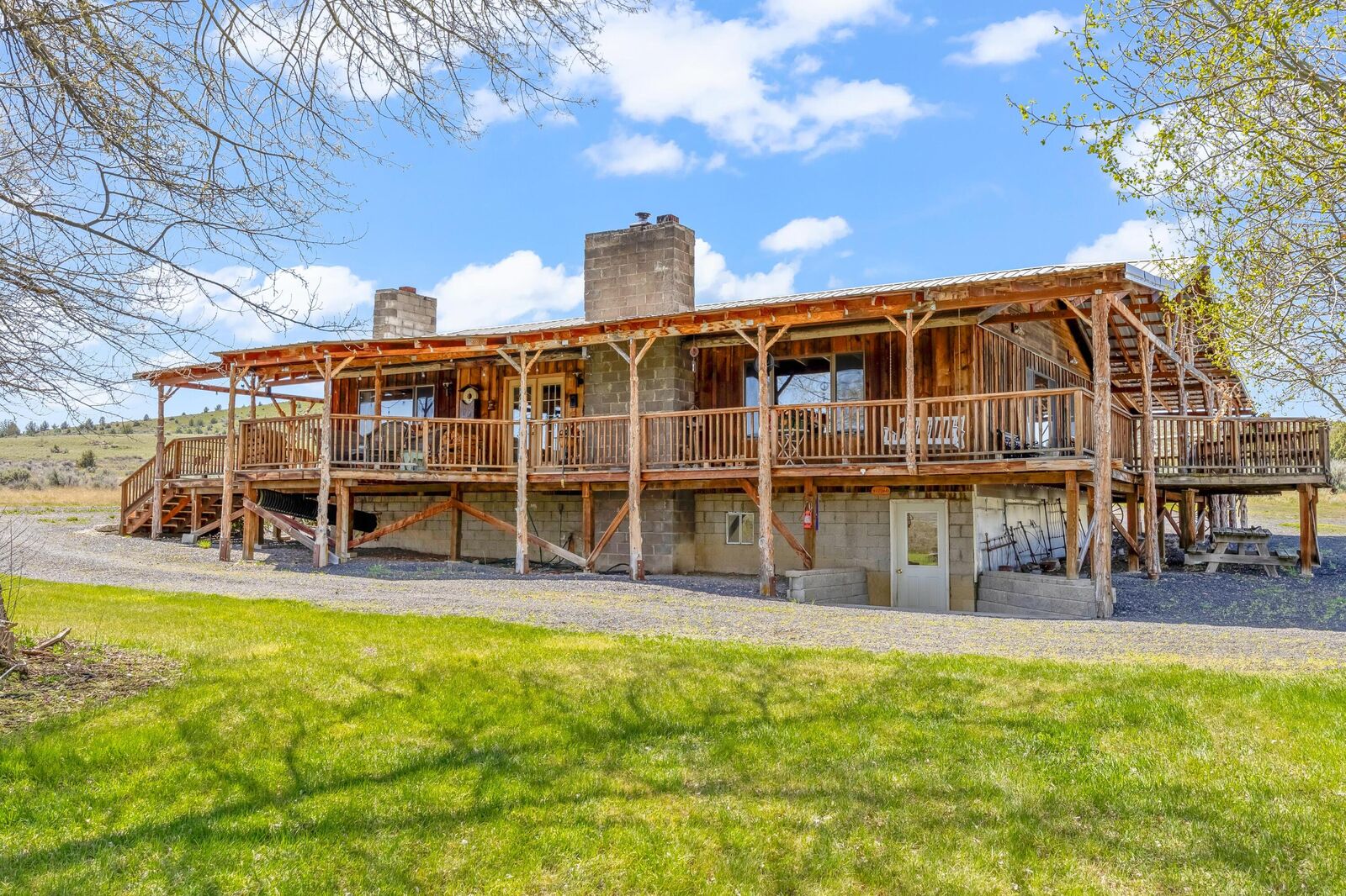 Property Photo:  25887 SE Weberg Road  OR 97751 