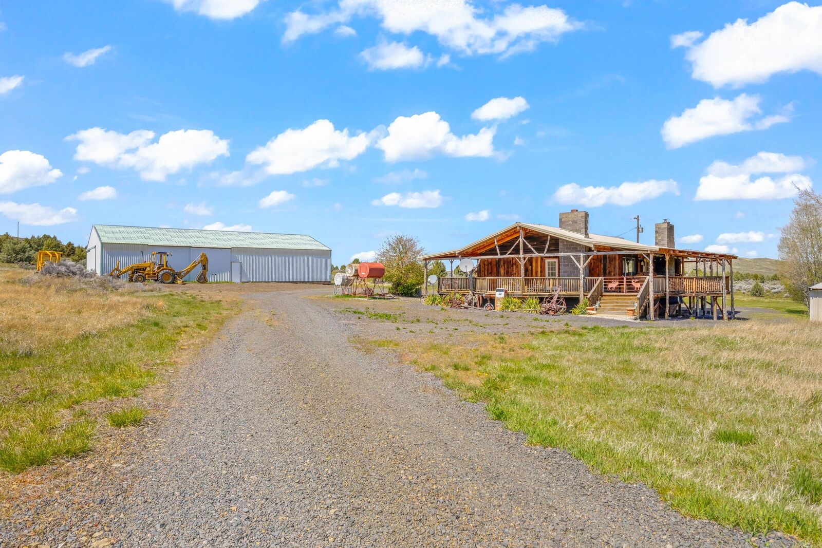 Property Photo:  25887 SE Weberg Road  OR 97751 