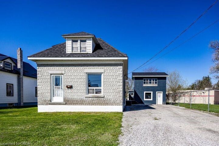 320 James Street — photo 1