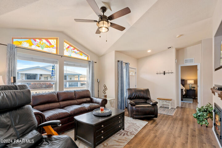 Property Photo: 11250 E State Route 69 2168 AZ 86327
