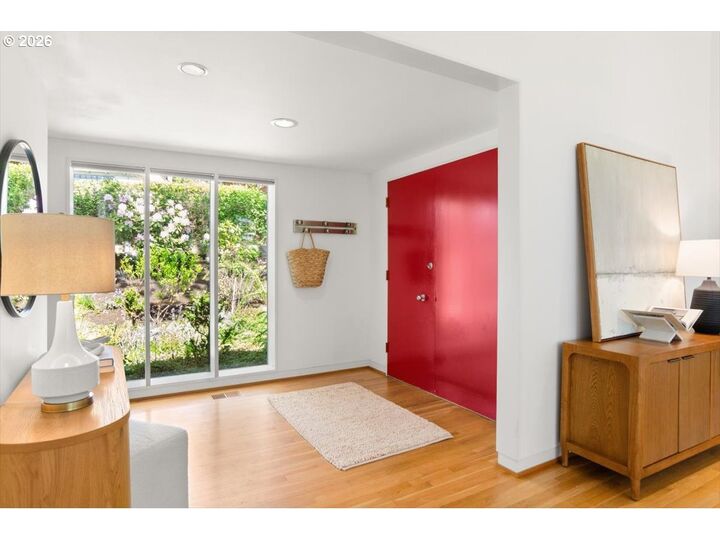 Property Photo:  4404 SW Warrens Way  OR 97221 