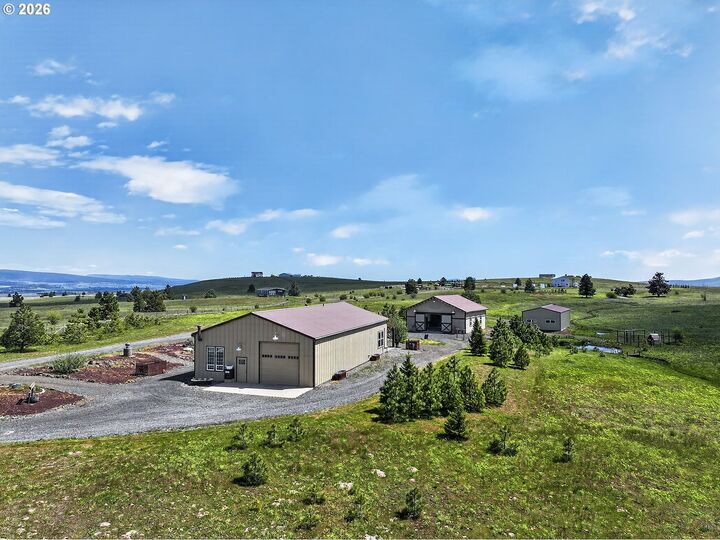 Property Photo:  250 Schilling Rd  WA 98635 
