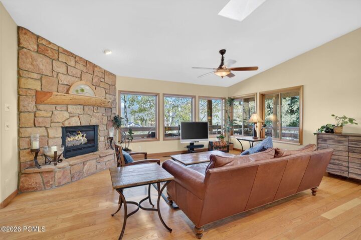 Property Photo:  4205 Hidden Cove Road  UT 84098 