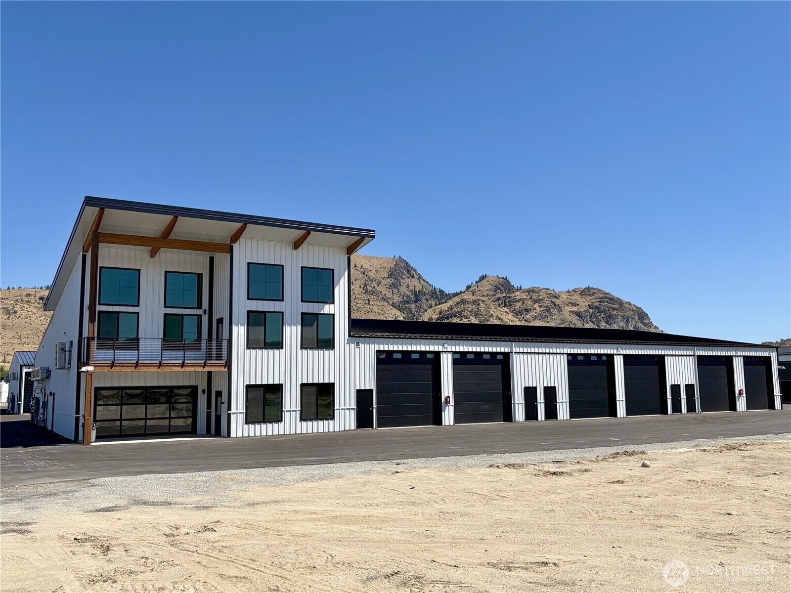 Property Photo:  73 E Shop Avenue C3  WA 98816 