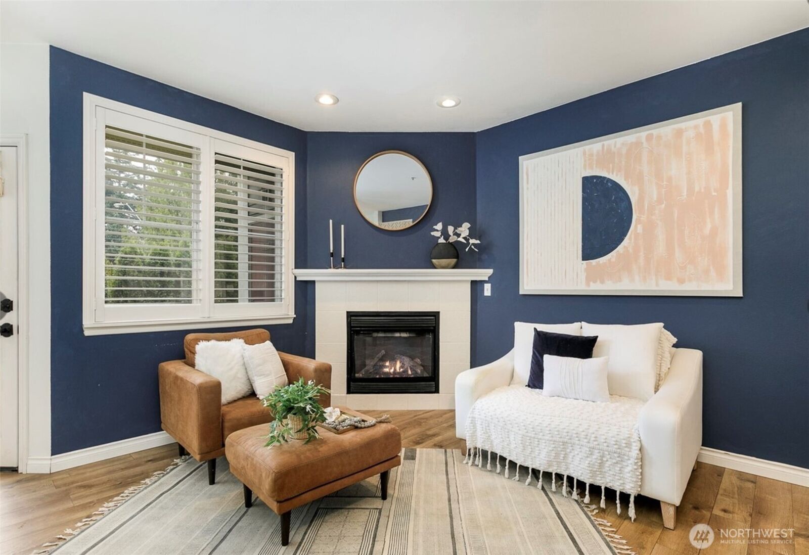 Property Photo:  13000  Admiralty K103  WA 98204 