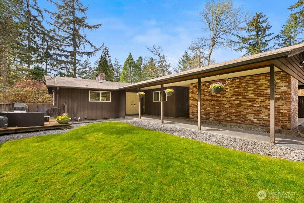 Property Photo: 7506 66th Avenue W WA 98499