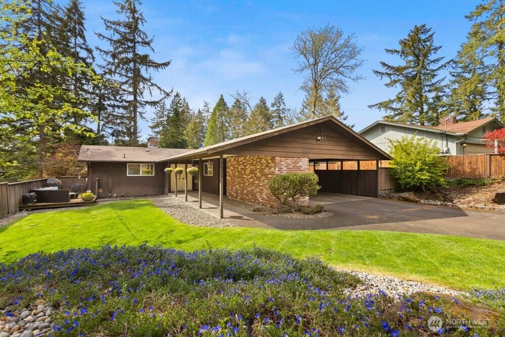 Property Photo: 7506 66th Avenue W WA 98499