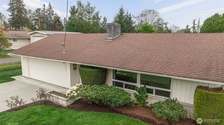 Property Photo:  9428  21st Drive SE  WA 98208 