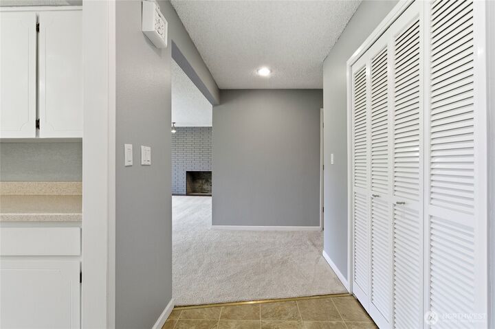 Property Photo:  2100  Plaza Way 103  WA 99362 