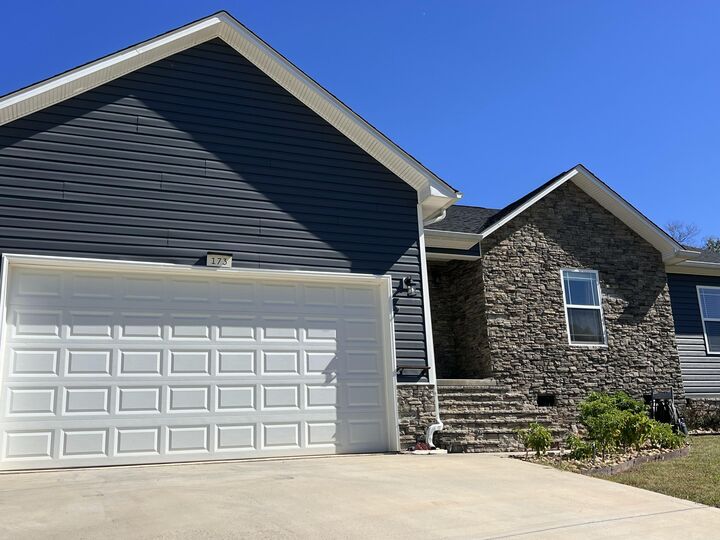 Property Photo:  173 Mockingbird Lane  TN 37321 