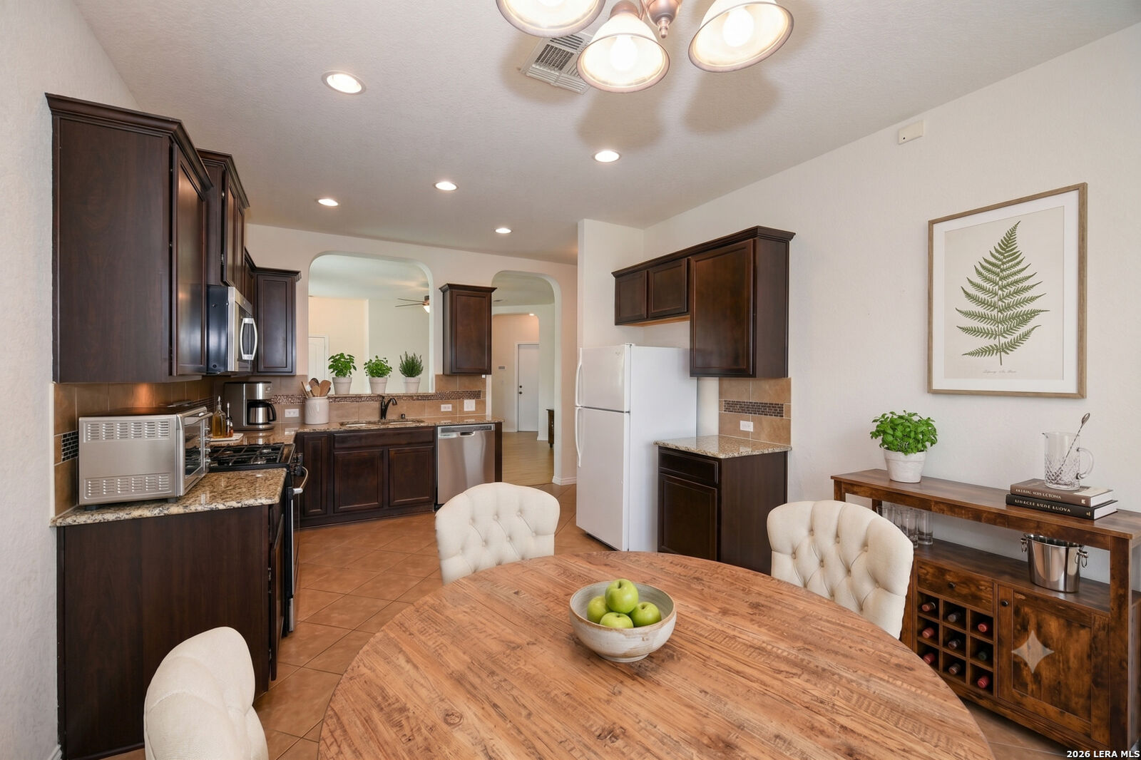 Property Photo: 214 Cita Roost TX 78253