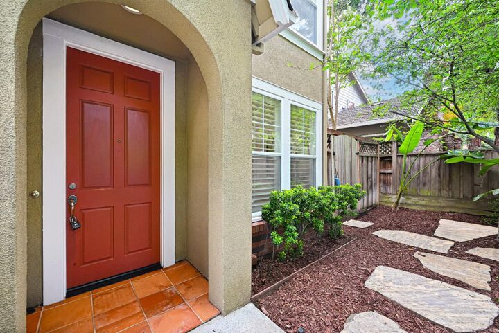 Property Photo:  707 Valparaiso Avenue  CA 94025 