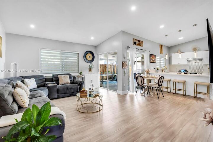 Property Photo:  10048 SW 221st St  FL 33190 