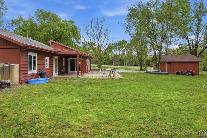 Property Photo:  757 N Hanover St  KS 66402 