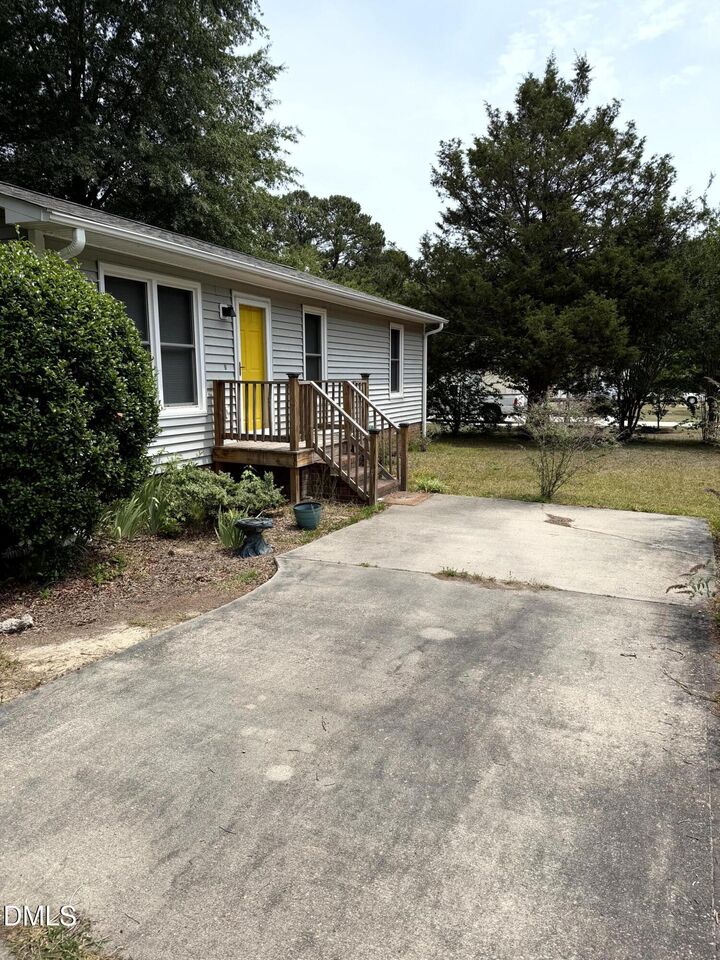 Property Photo:  2720 Nc-97  NC 27591 