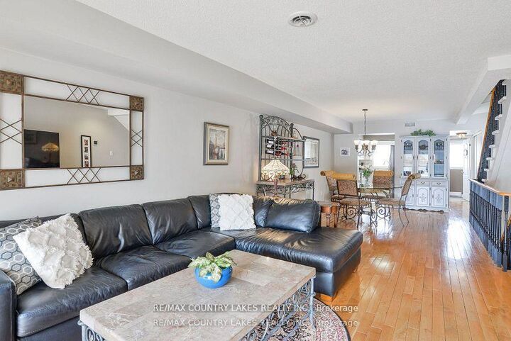 Property Photo: 24 Laguna Parkway 15 ON L0K 1B0