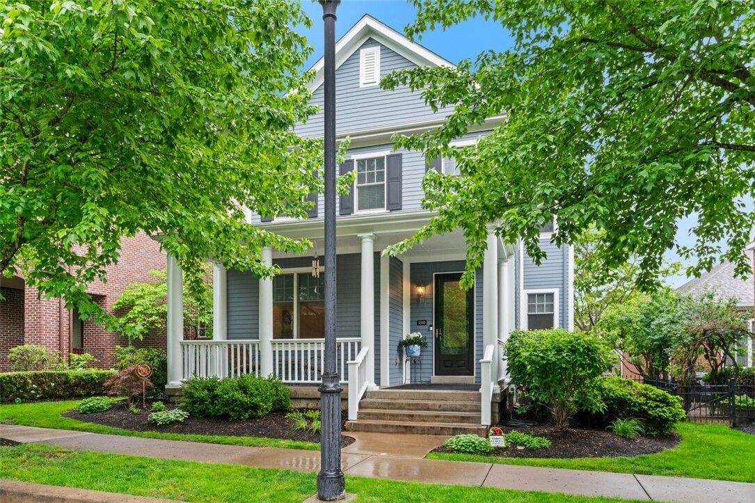 Property Photo:  1310 Fairstead Ln  PA 15217 