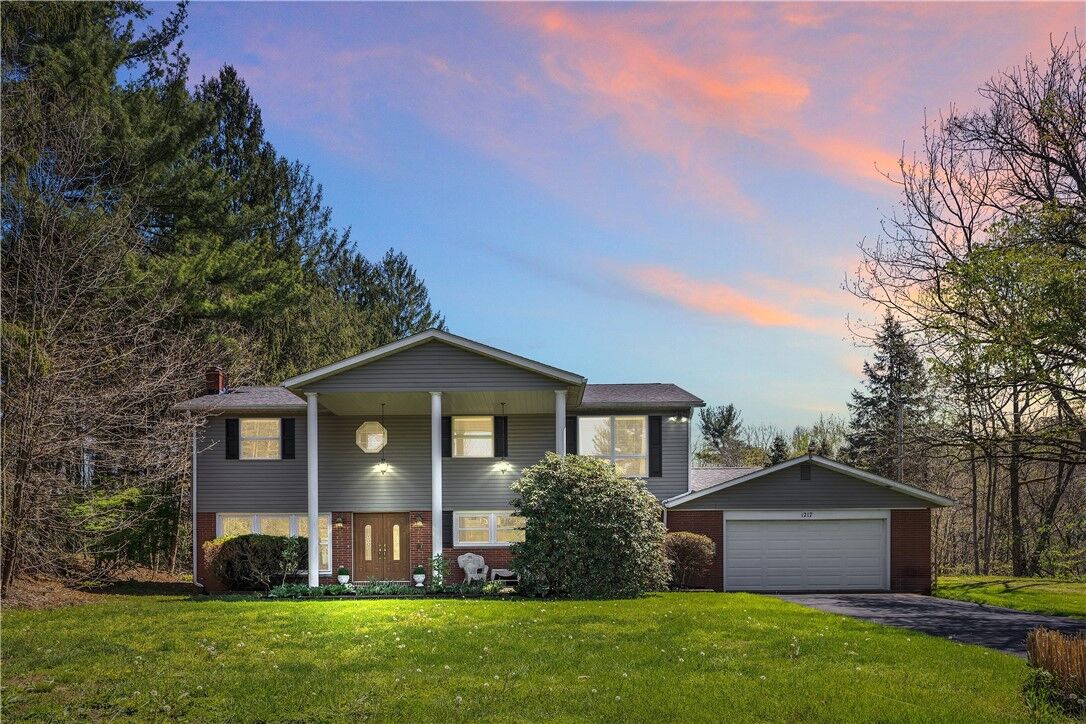 Property Photo:  1217 Lovi Rd  PA 15042 