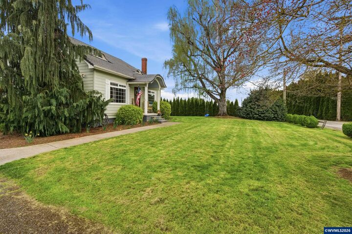 Property Photo:  8235 72nd Av NE  OR 97305 