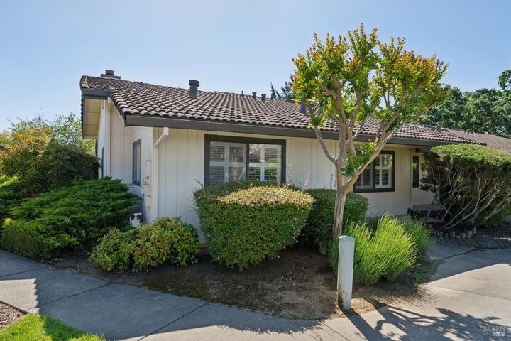 Property Photo:  920 W 5th Street R  CA 95476 