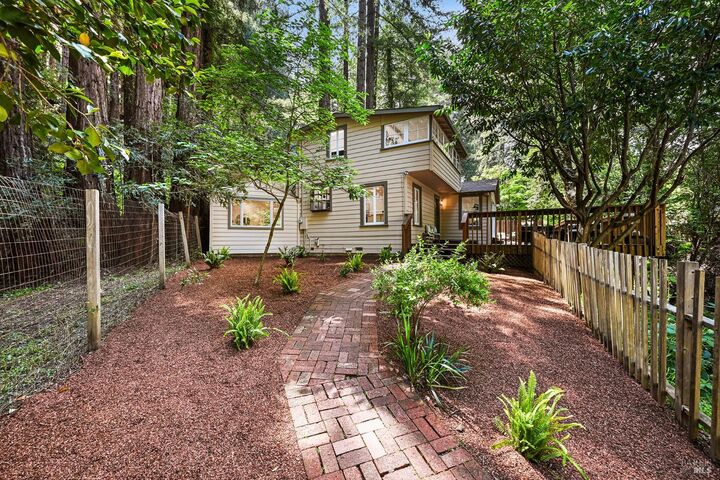Property Photo:  73 Rock Ridge Road  CA 94930 