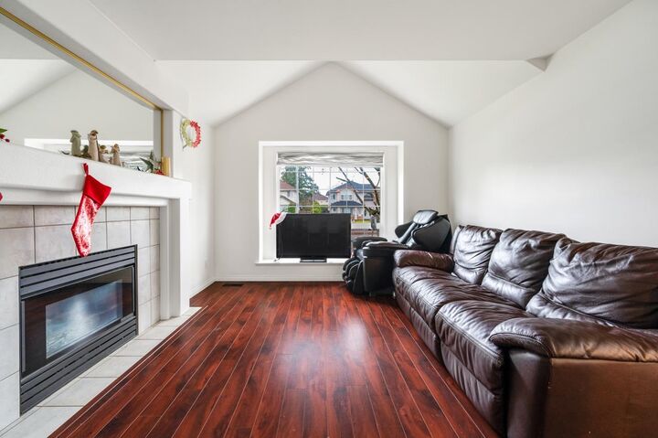 Property Photo: 15476 110 Avenue BC V3R 0X1