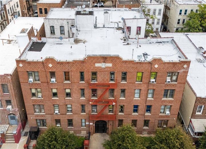 Property Photo:  99 East 96th Street  NY 11212 