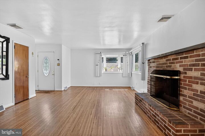 Property Photo:  311 Limekiln Pike  PA 19038 