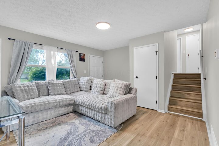 Property Photo: 1944 Coghill Drive OH 43229