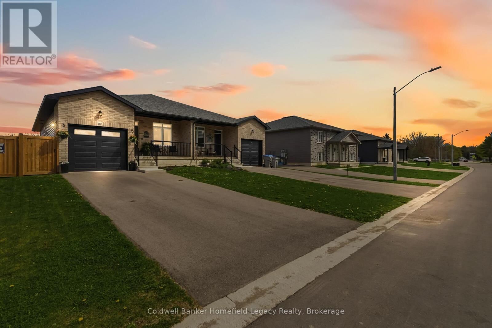 Property Photo:  133 Egan Avenue  ON N4X 0C4 