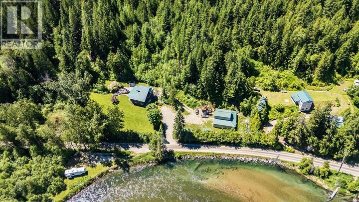 2809 Slocan Valley West Road — photo 1