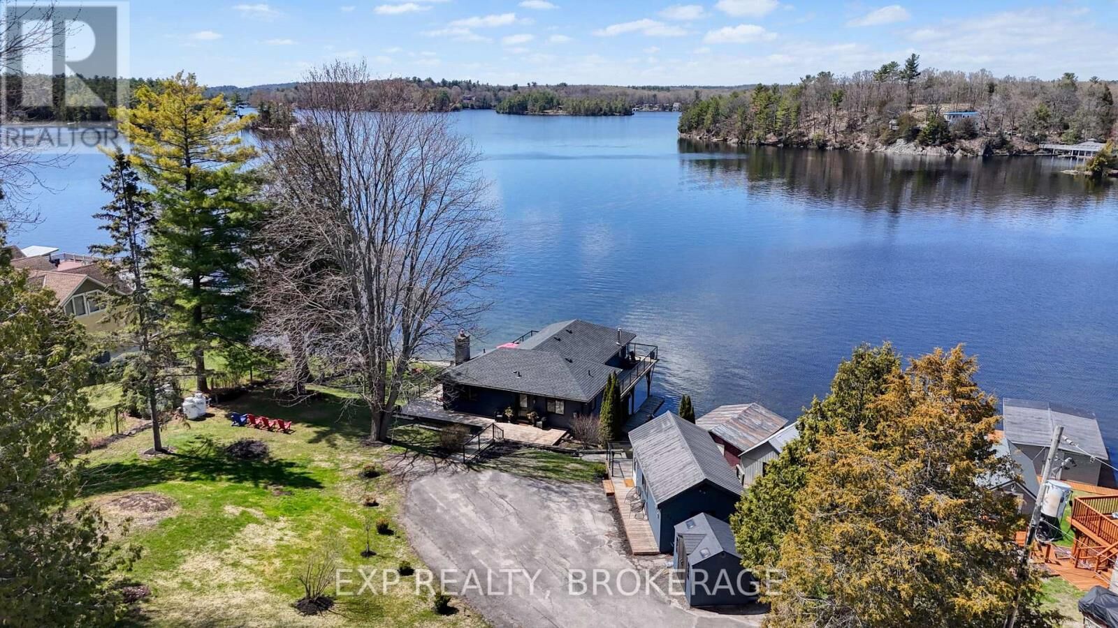 Property Photo: 760 Cedar Park Lane ON K0E 1B0