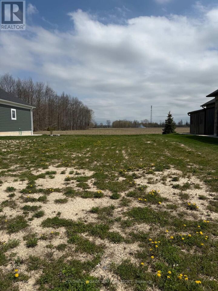 Photo de la propriété:  79 Deerfield Road  ON N0M 1T0 