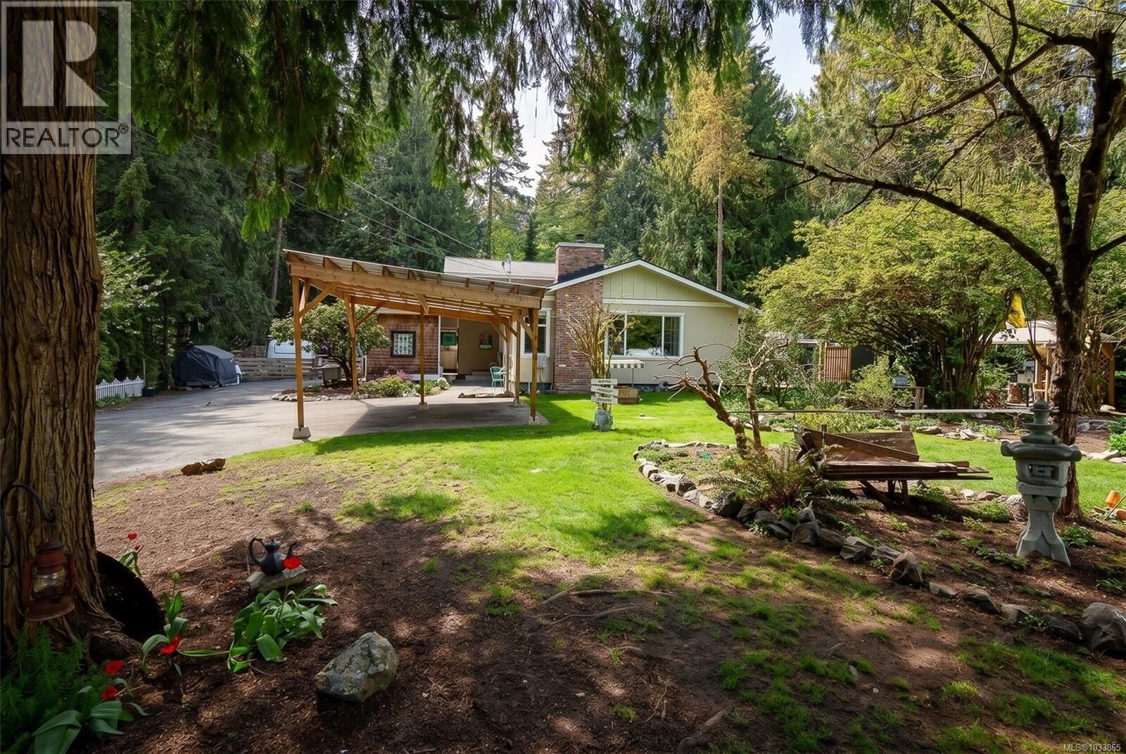Property Photo:  1116 Cheeke Road  BC V0R 1L4 