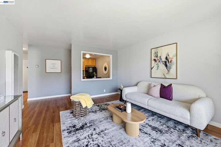 Property Photo:  1510 E St 23  CA 94541 