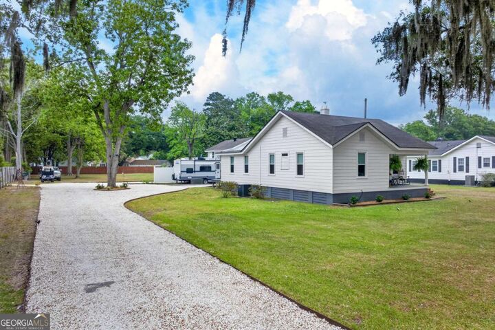 Property Photo:  90 Varnedoe Avenue  GA 31408 