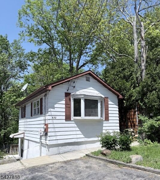 Property Photo:  632 Brooklyn Mountain Rd  NJ 07843 