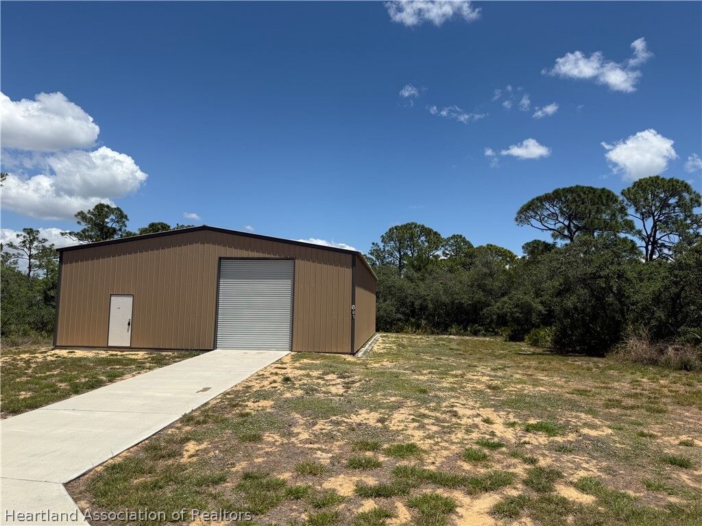 Property Photo:  601 Buckley Road  FL 33852 