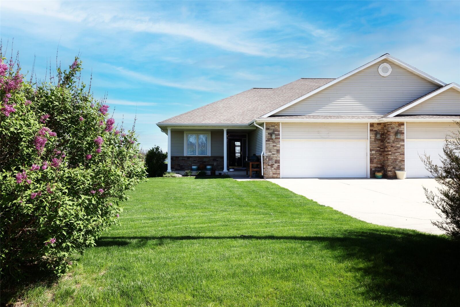 Property Photo:  1385 231st Road  IA 50036 