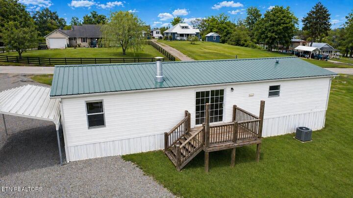 Property Photo:  115 Queener St  TN 37757 