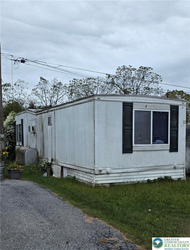 Property Photo:  19 Roth Avenue  PA 19539 