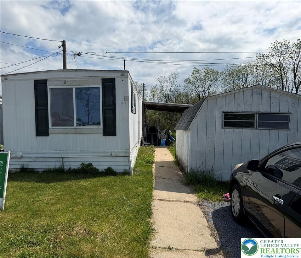 Property Photo:  19 Roth Avenue  PA 19539 