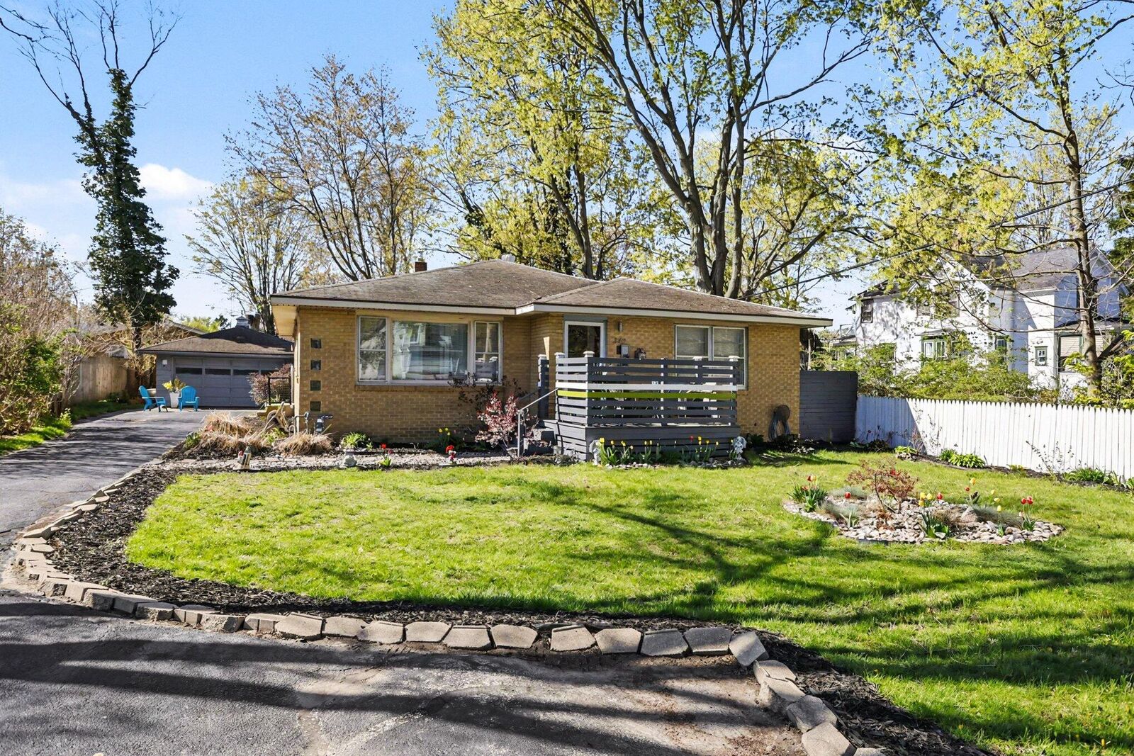 Property Photo:  342 E Napier Avenue  MI 49022 