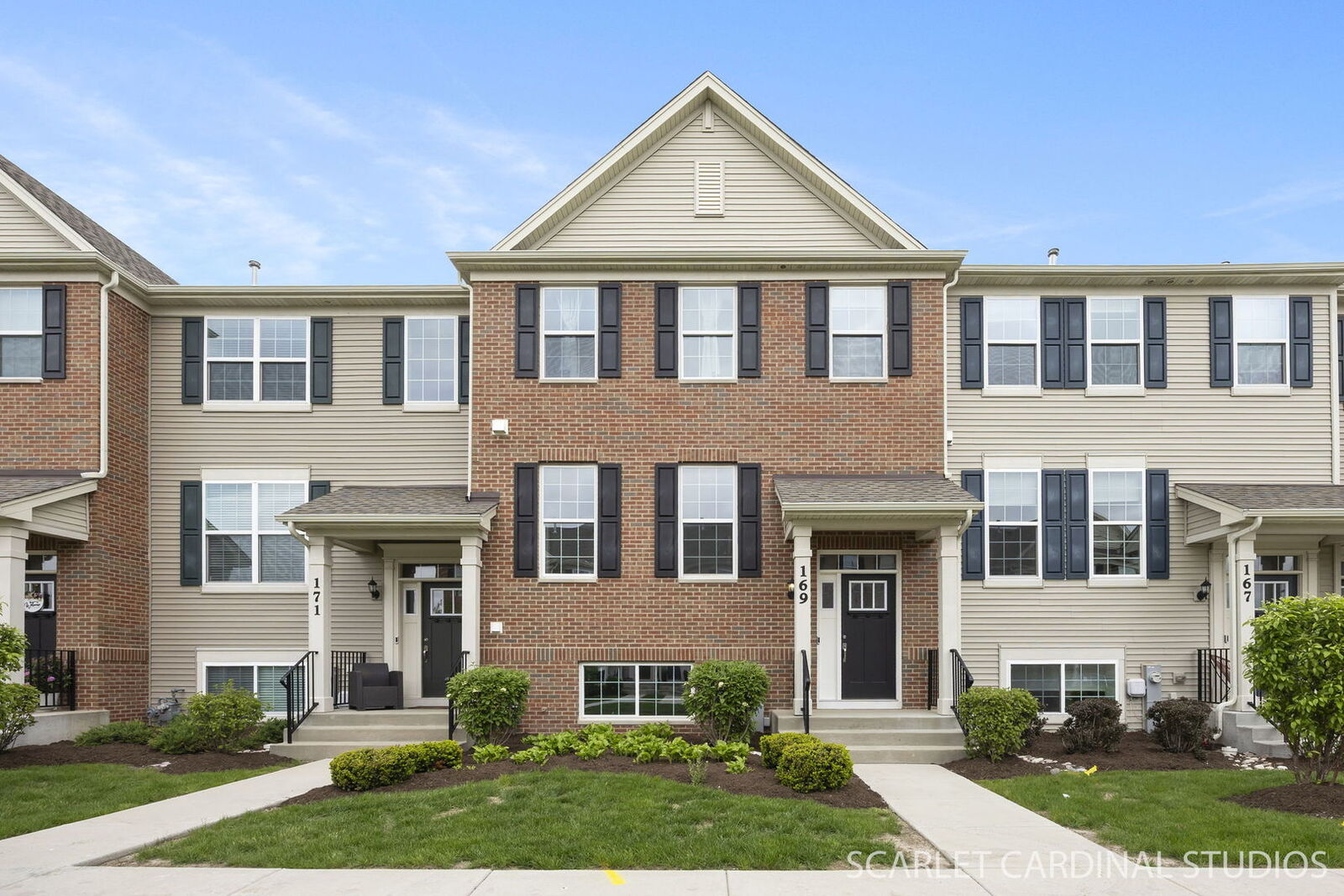 Property Photo:  169 Lakeshore Drive  IL 60543 