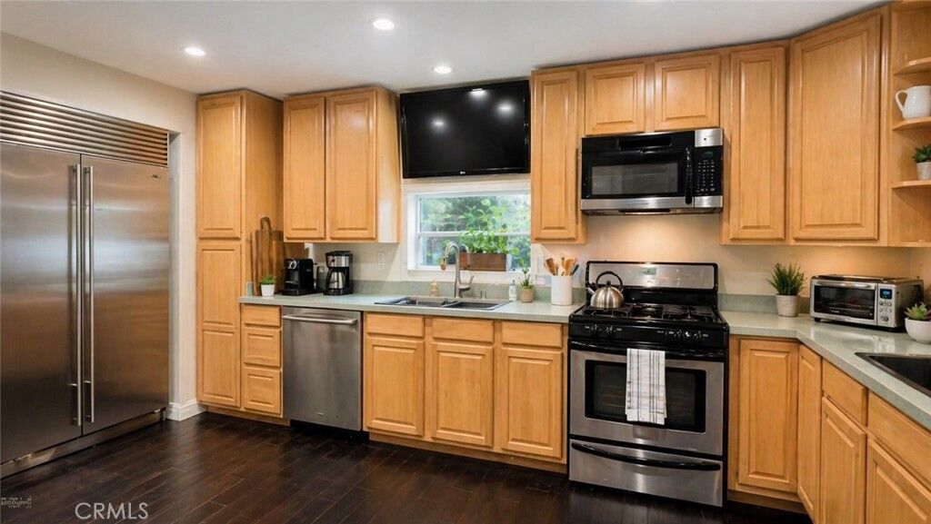 Property Photo:  4201 Topanga Canyon Blvd 116  CA 91364 