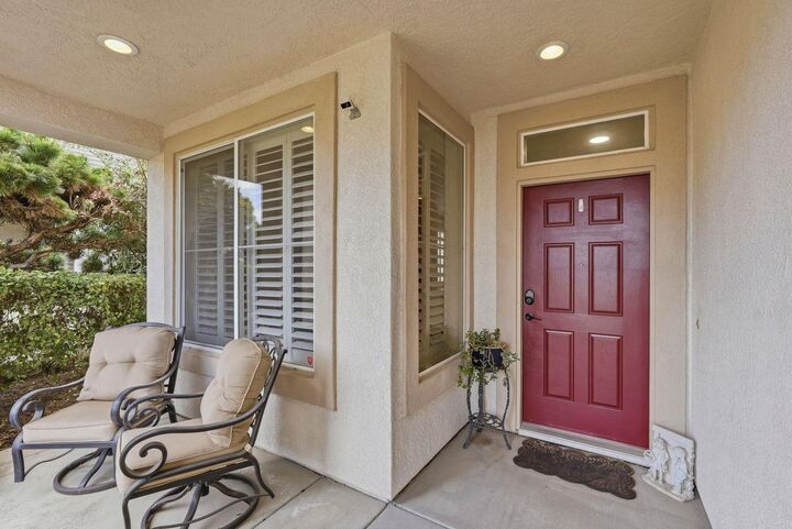Property Photo:  6048 Whisperlodge Way  CA 95747 