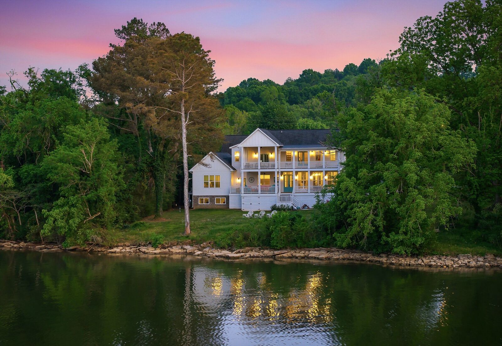 Property Photo: 205 Clover St TN 38564