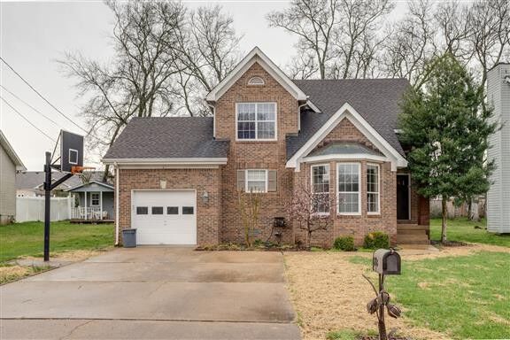 Property Photo:  1718 University Dr  TN 38401 