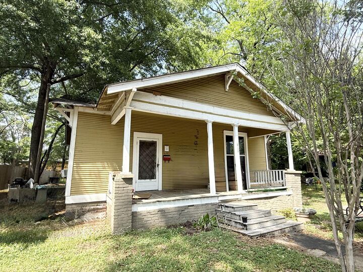 Property Photo:  410 Elliott St.  MS 38804 