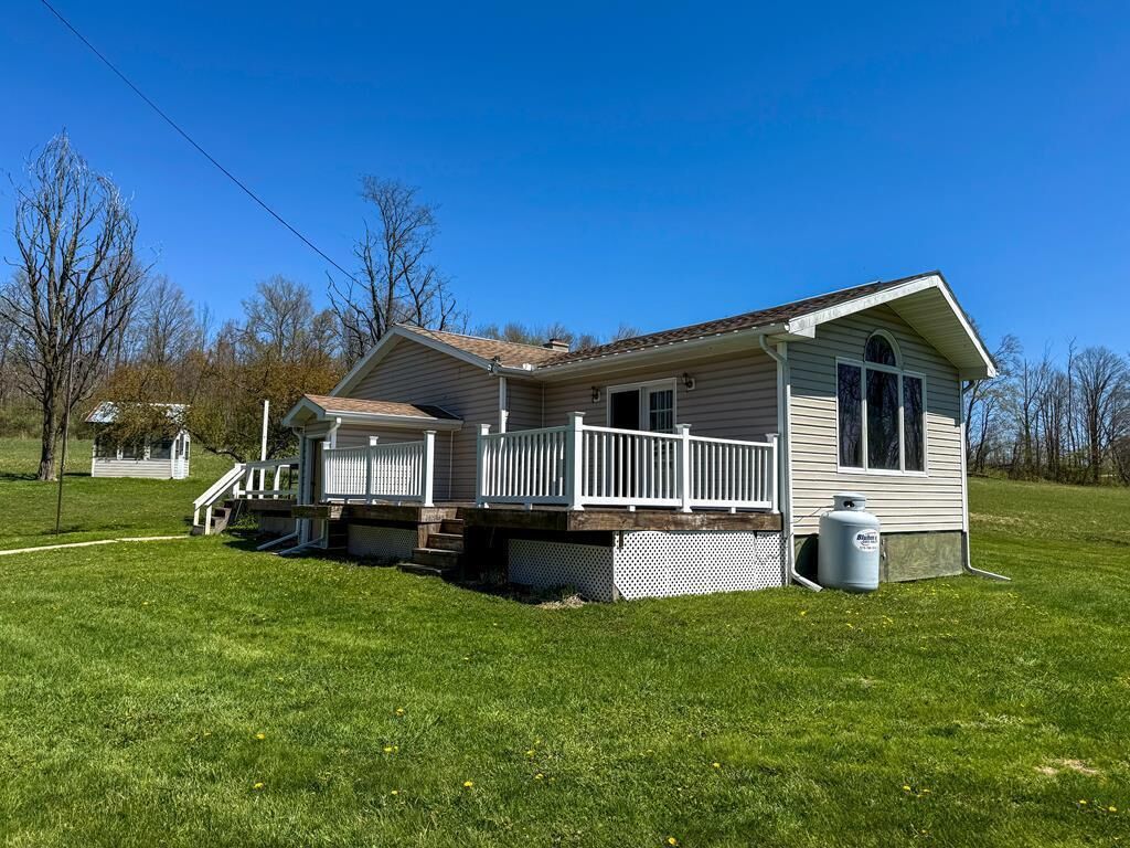 Property Photo:  78 Goodwin Rd  PA 18837 